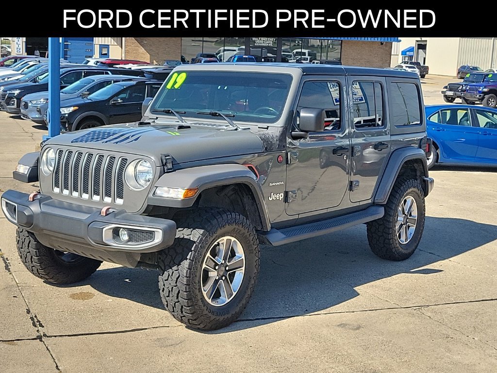 Used 2019 Jeep Wrangler Unlimited Sahara AWD/4WD image 2