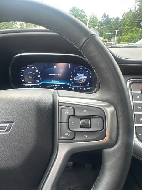 Used 2023 Chevrolet Tahoe Z71 w/ Luxury Package AWD/4WD image 25
