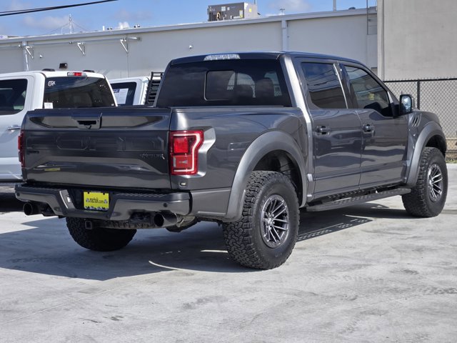 Certified 2018 Ford F150 Raptor w/ Equipment Group 802A Luxury image 3