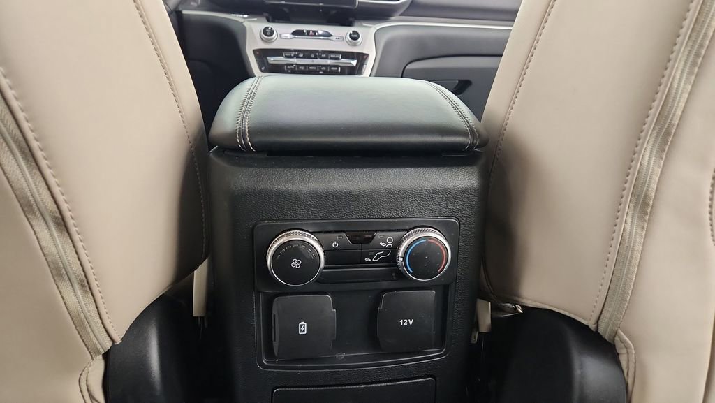 Certified 2022 Ford Explorer XLT w/ Equipment Group 202A image 22