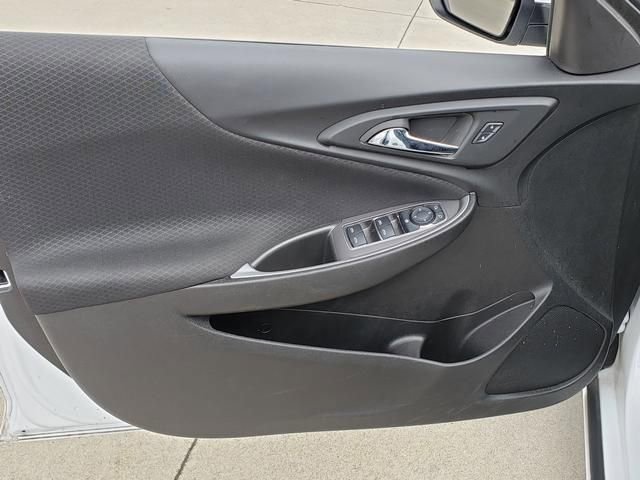 Used 2023 Chevrolet Malibu LT FWD image 11