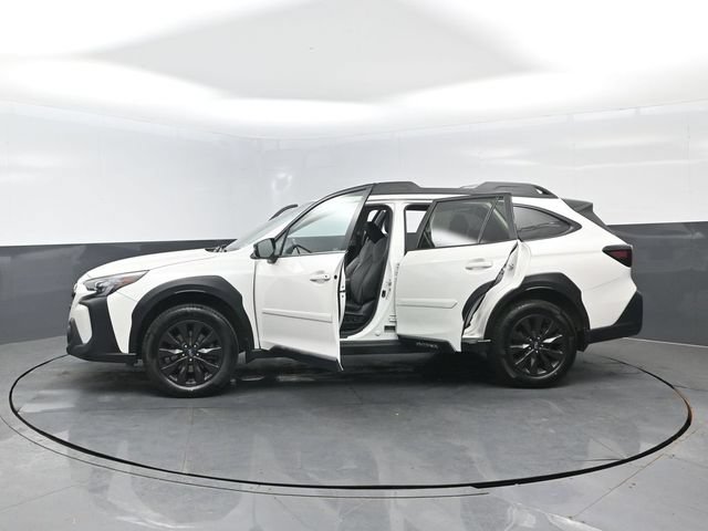 Used 2024 Subaru Outback Onyx Edition AWD/4WD image 28