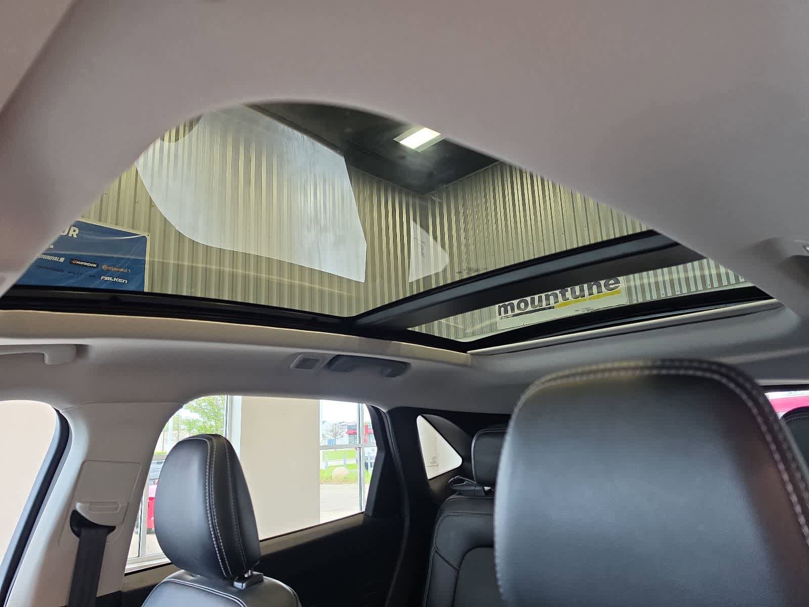 Certified 2021 Ford Escape Titanium FWD image 13