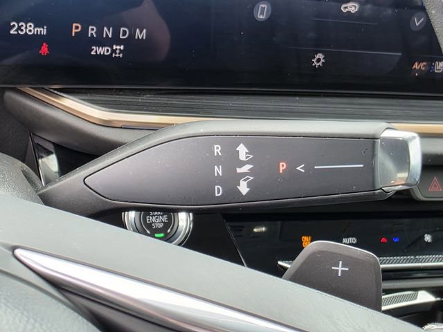 Used 2024 Buick Envision Avenir AWD/4WD image 25
