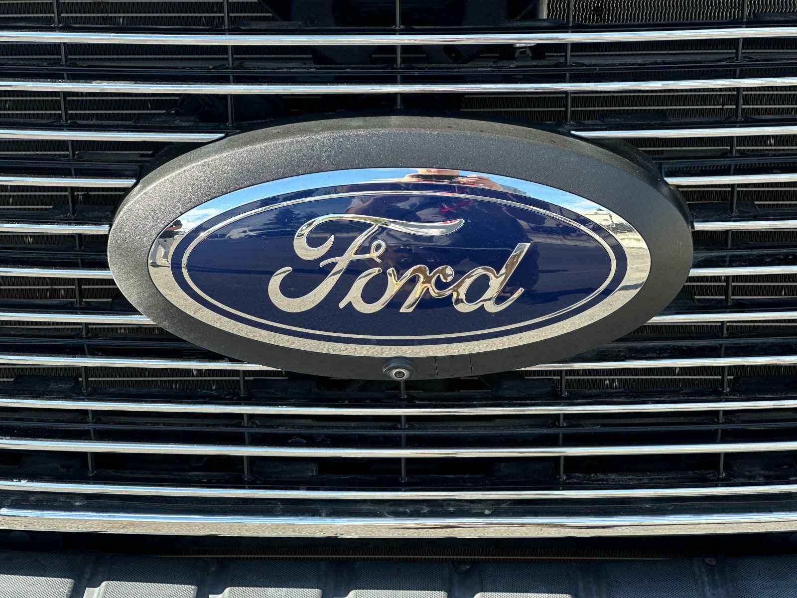 Certified 2022 Ford F450 Platinum w/ FX4 Off-Road Package AWD/4WD image 35