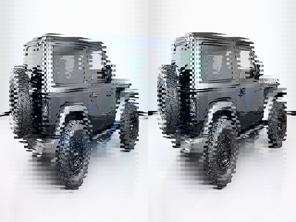 Used 2024 Jeep Wrangler Sport S image 5