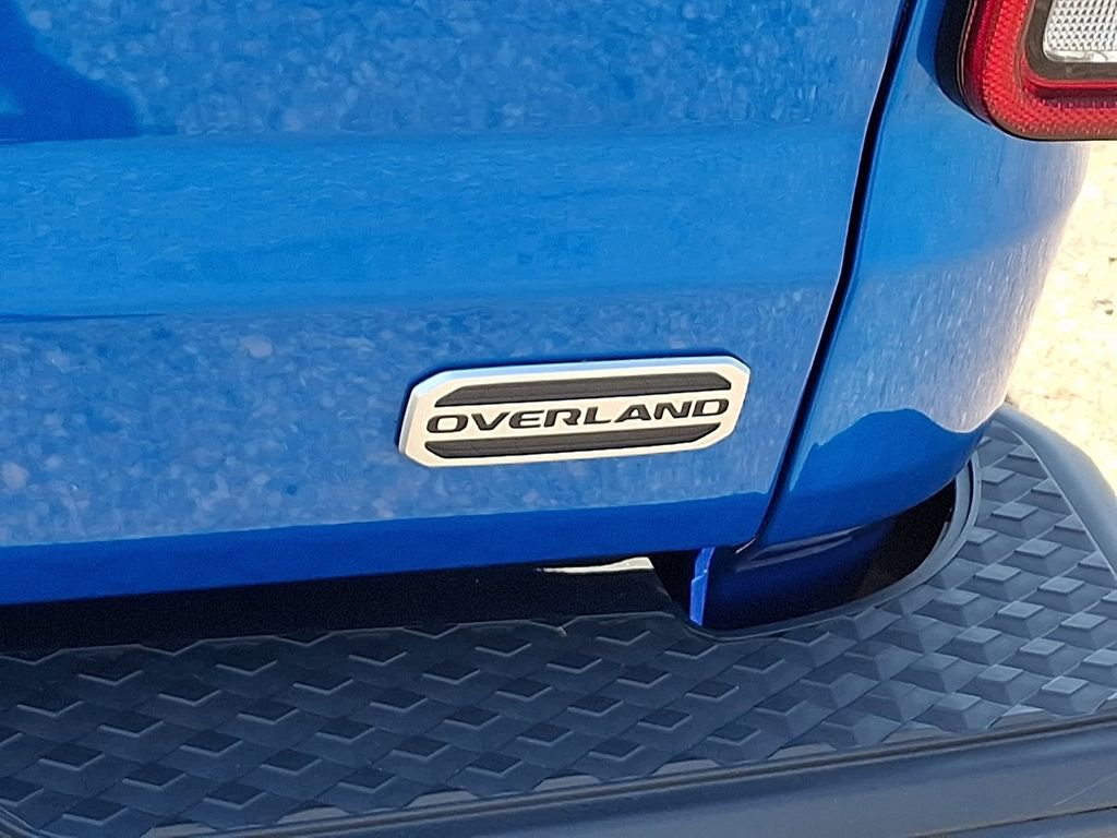 Used 2023 Jeep Gladiator Overland AWD/4WD image 30