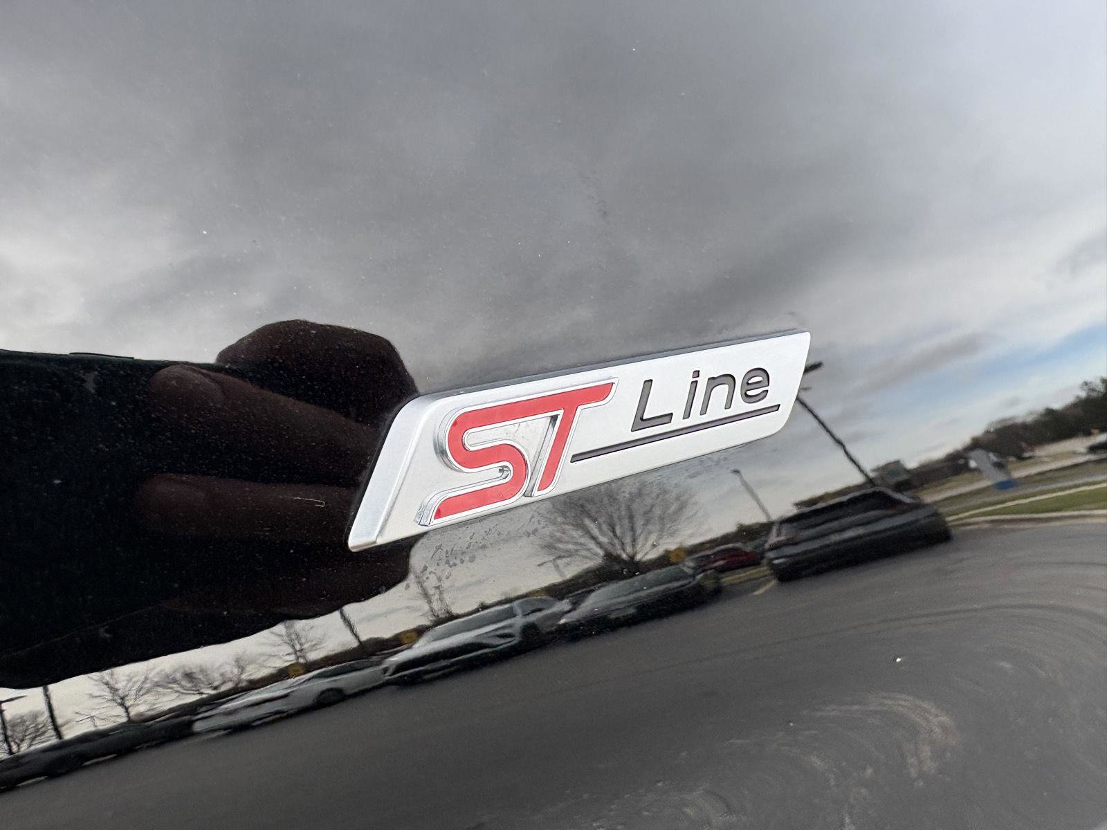 Certified 2022 Ford Explorer ST-Line w/ Class IV Trailer Tow Package image 7