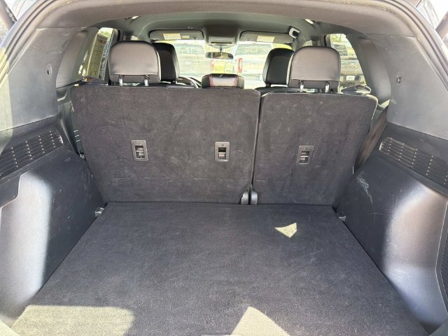 Certified 2025 Ford Escape ST-Line Select AWD/4WD image 16