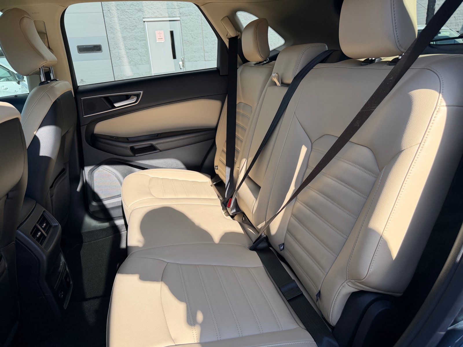 Certified 2022 Ford Edge SEL w/ Convenience Package AWD/4WD image 16