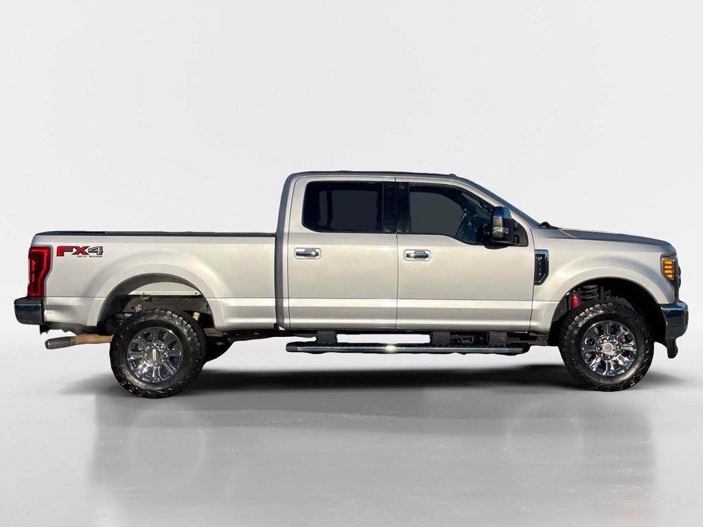 Certified 2017 Ford F250 XLT w/ XLT Premium Package image 7