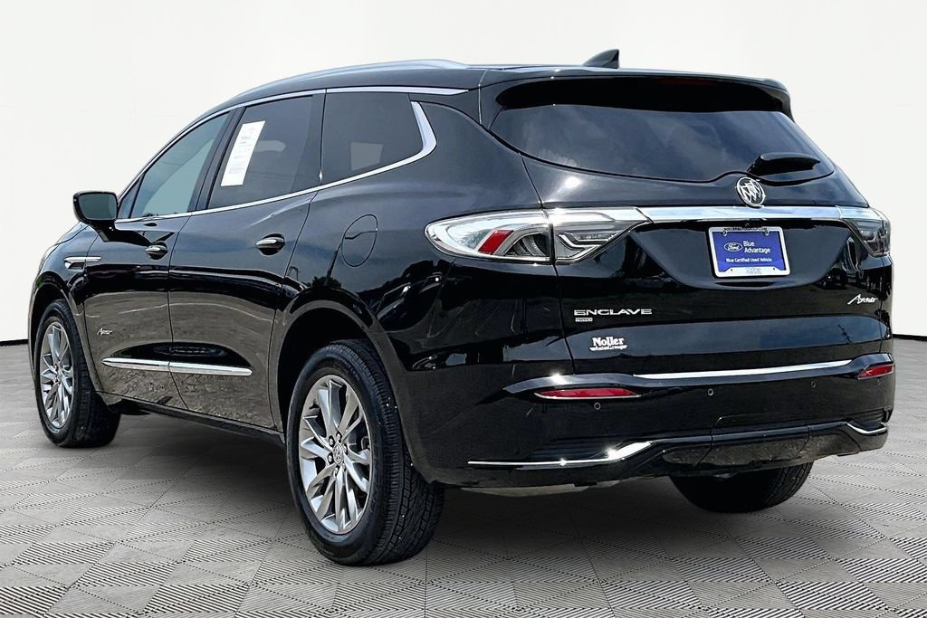 Used 2023 Buick Enclave Avenir w/ Avenir Technology Package AWD/4WD image 13
