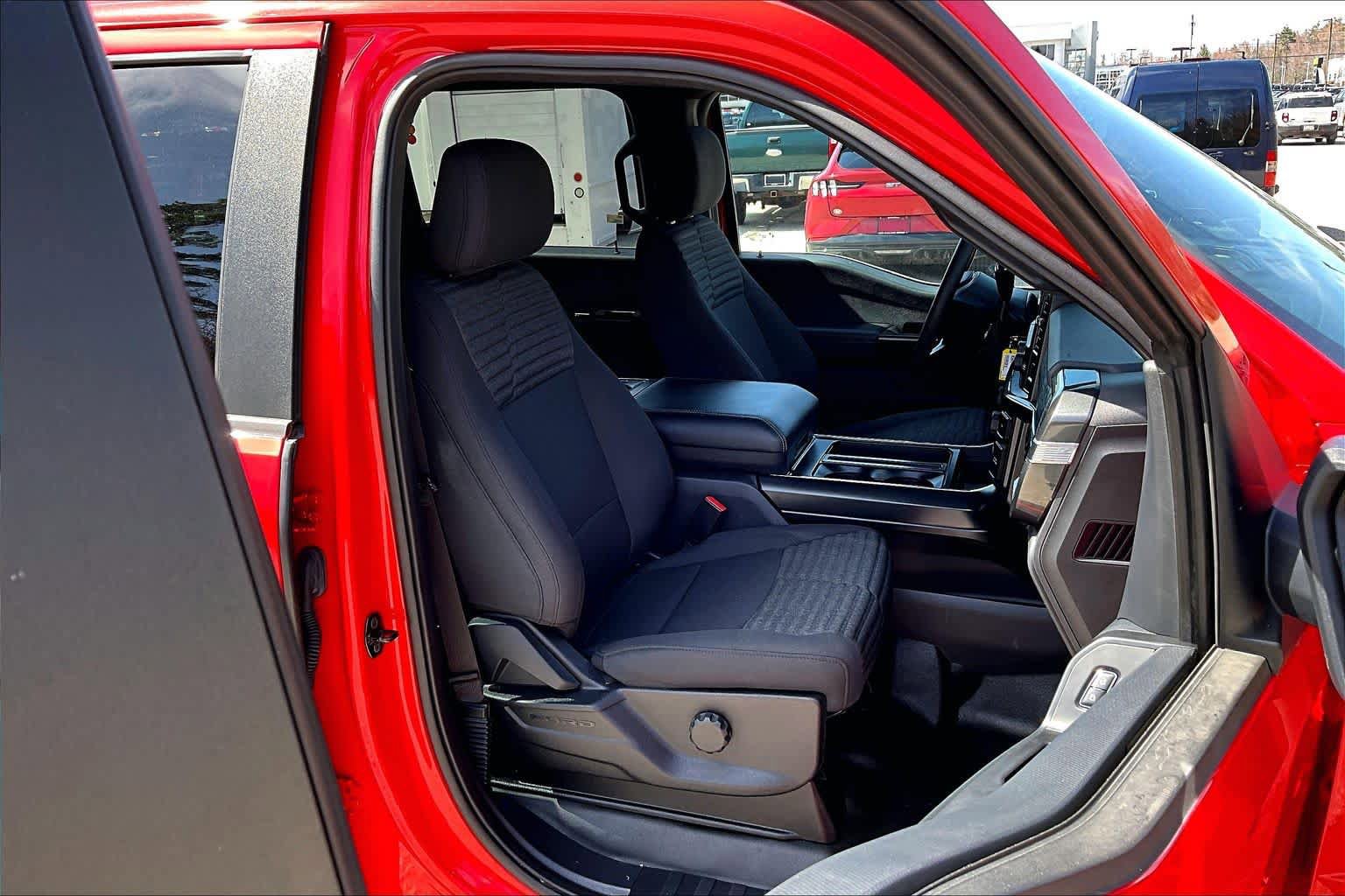 Certified 2021 Ford F150 XL w/ STX Appearance Package AWD/4WD image 8