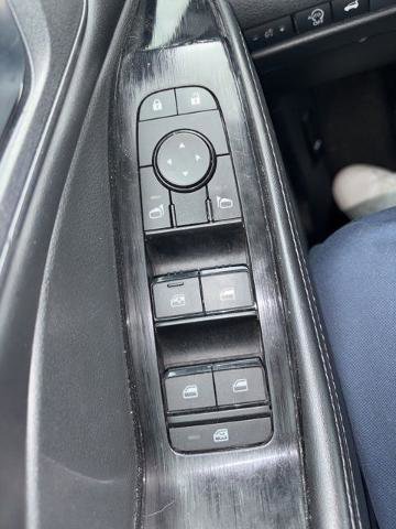 Used 2024 Nissan Rogue SV FWD image 22