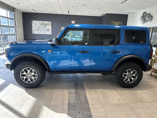 Certified 2025 Ford Bronco Badlands AWD/4WD image 2