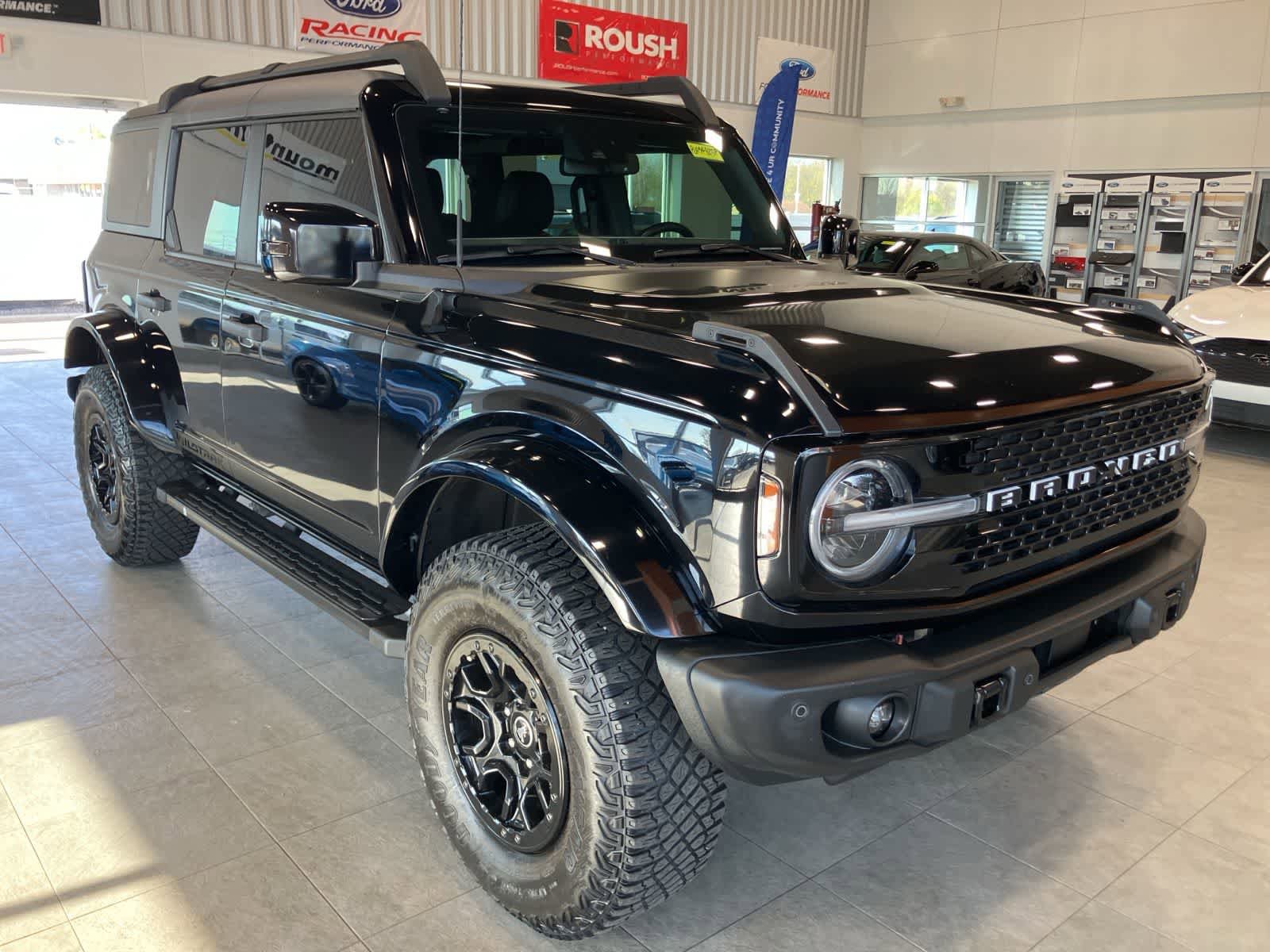 Certified 2023 Ford Bronco Wildtrak AWD/4WD image 3