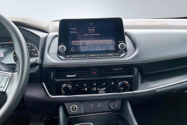 Used 2022 Nissan Rogue S image 11