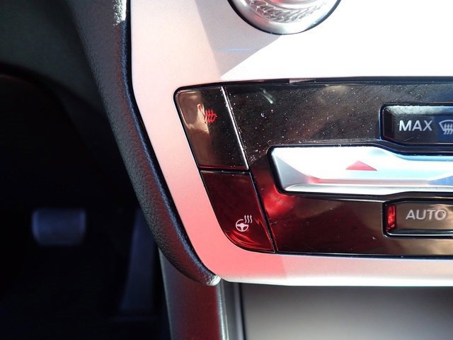 Certified 2022 Ford Explorer XLT w/ Equipment Group 202A image 26