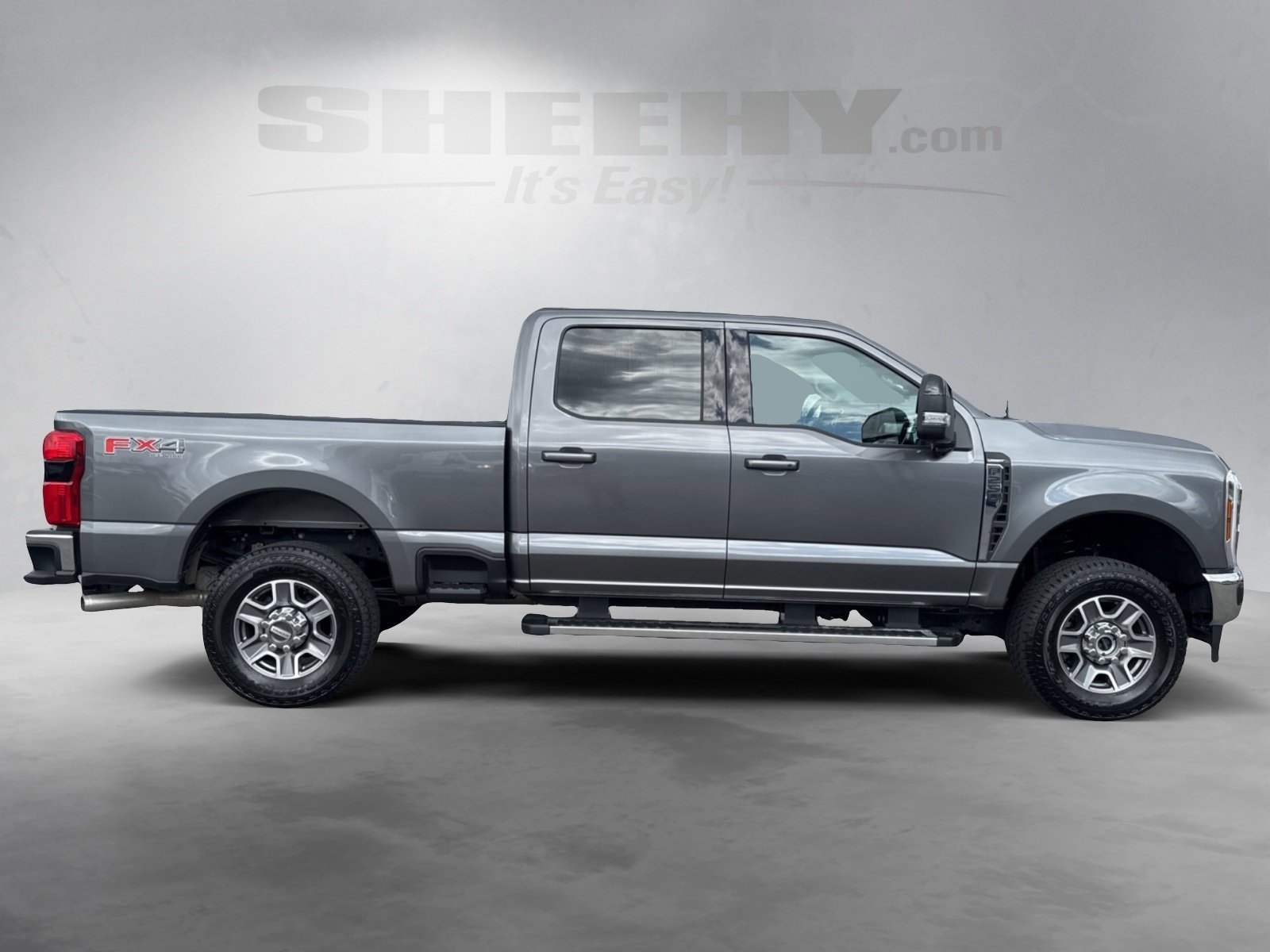 Certified 2024 Ford F250 Lariat w/ FX4 Off-Road Package image 6