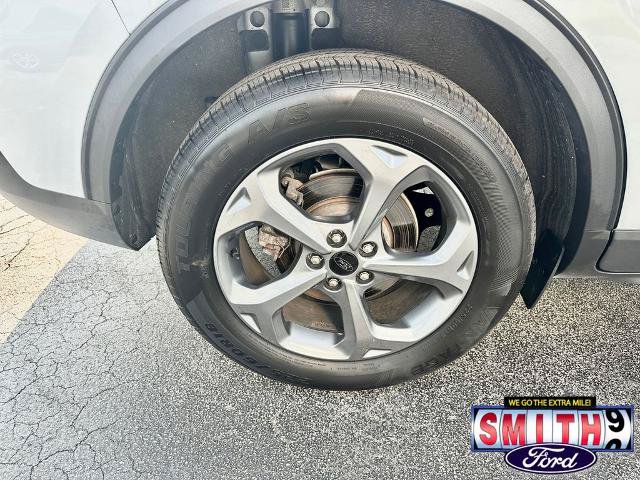 Certified 2025 Ford Escape ST-Line Select AWD/4WD image 14