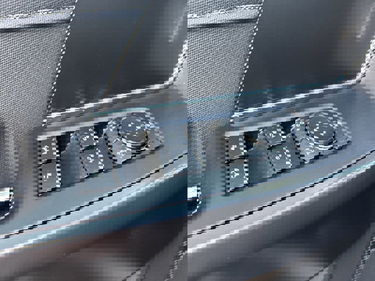 Certified 2024 Ford F150 XLT w/ Mobile Office Package image 17