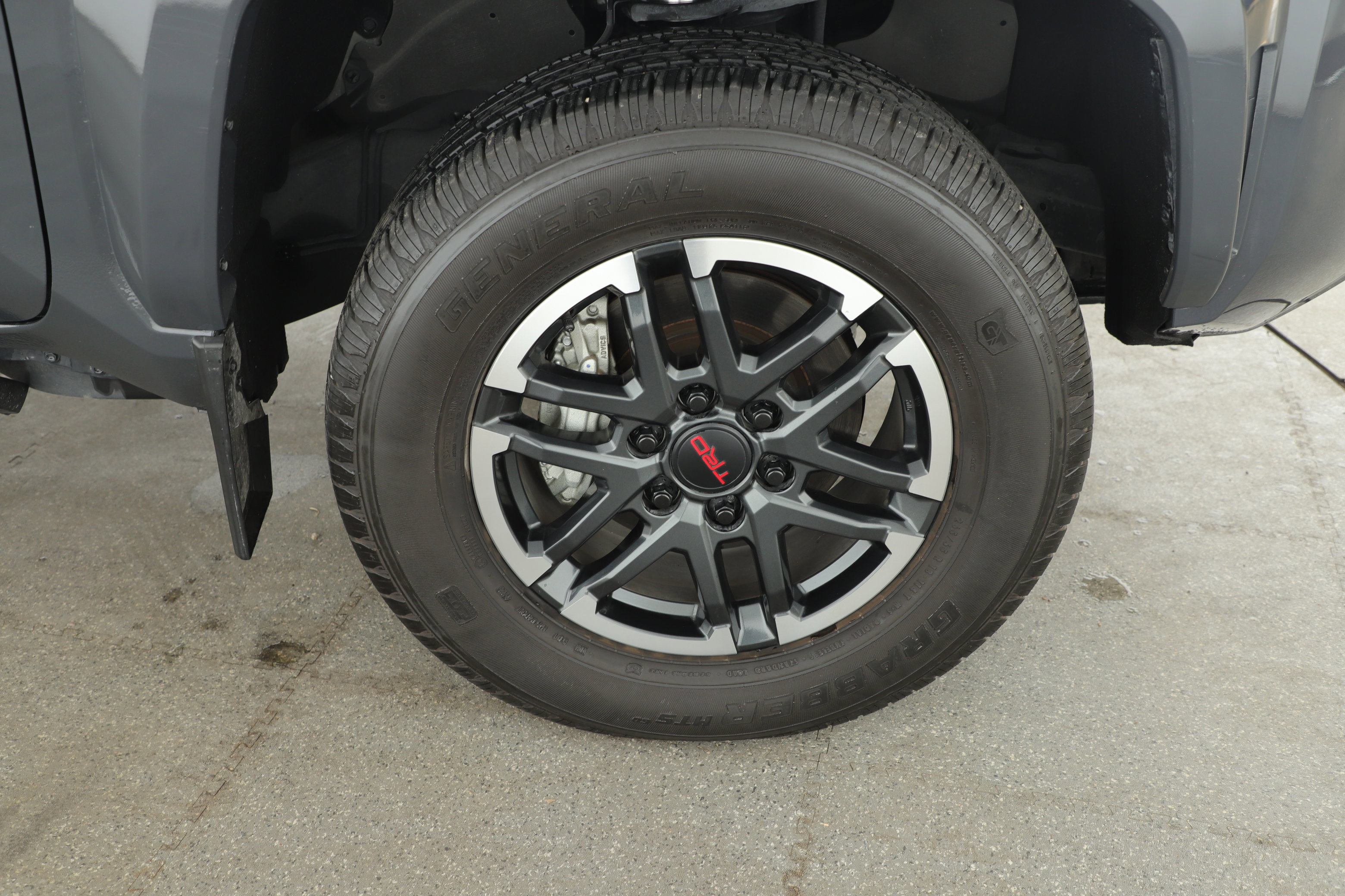 Used 2024 Toyota Tacoma TRD Sport image 6