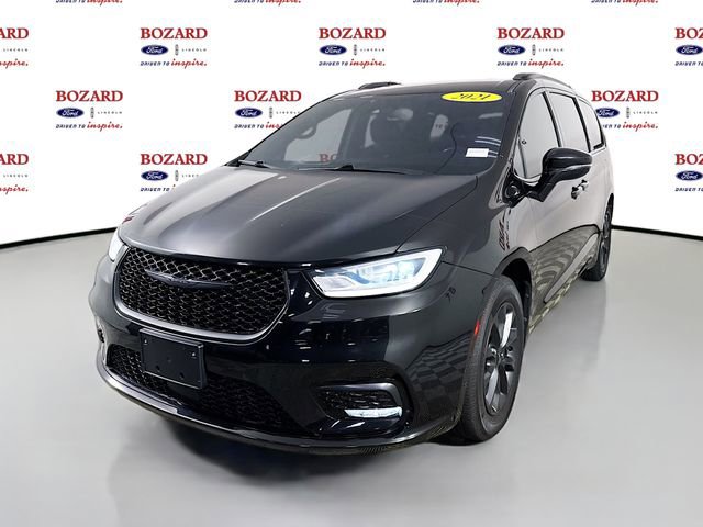 Used 2021 Chrysler Pacifica Touring w/ S Appearance Package image 4