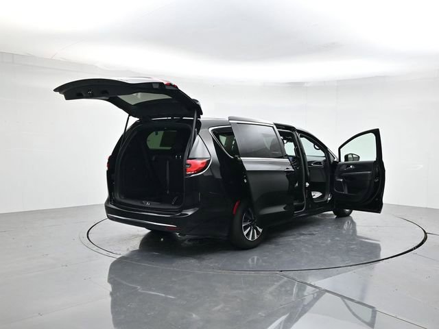 Used 2025 Chrysler Pacifica Select FWD image 50