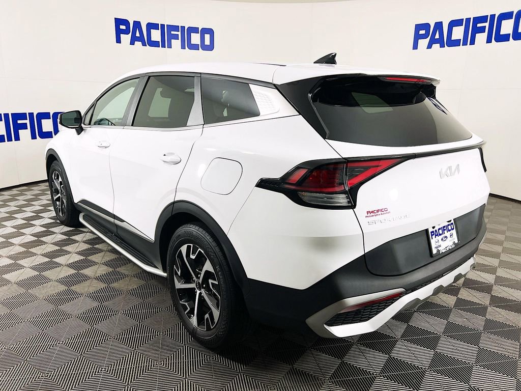 Used 2023 Kia Sportage EX image 6