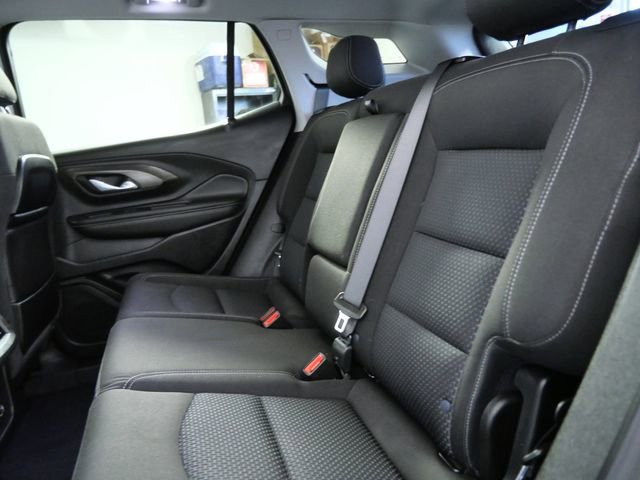 Used 2024 GMC Terrain SLE w/ Driver Convenience Package AWD/4WD image 14