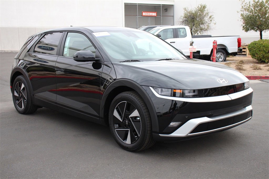 Used 2025 Hyundai Ioniq 5 SE image 10