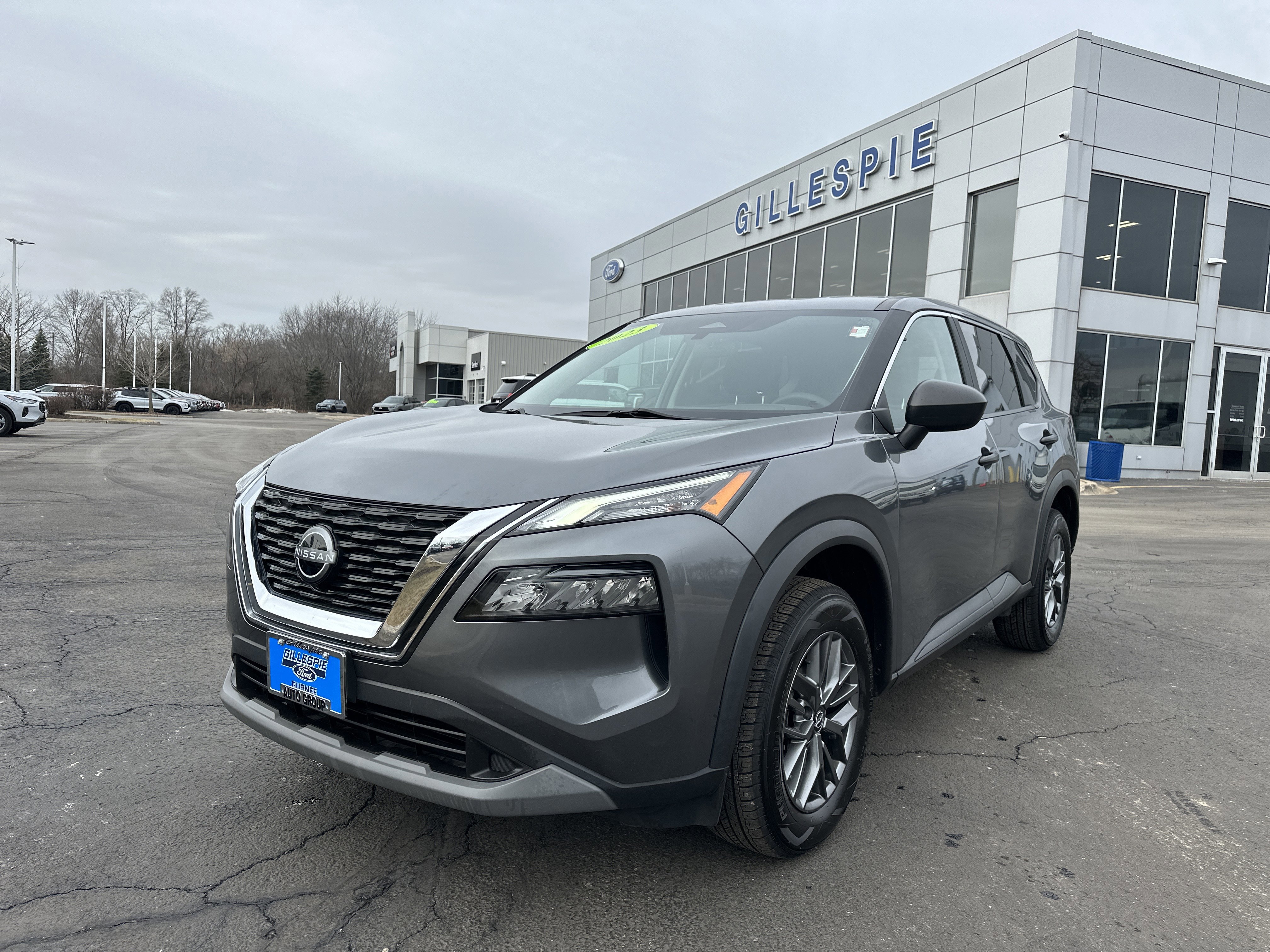 Used 2023 Nissan Rogue S image 7