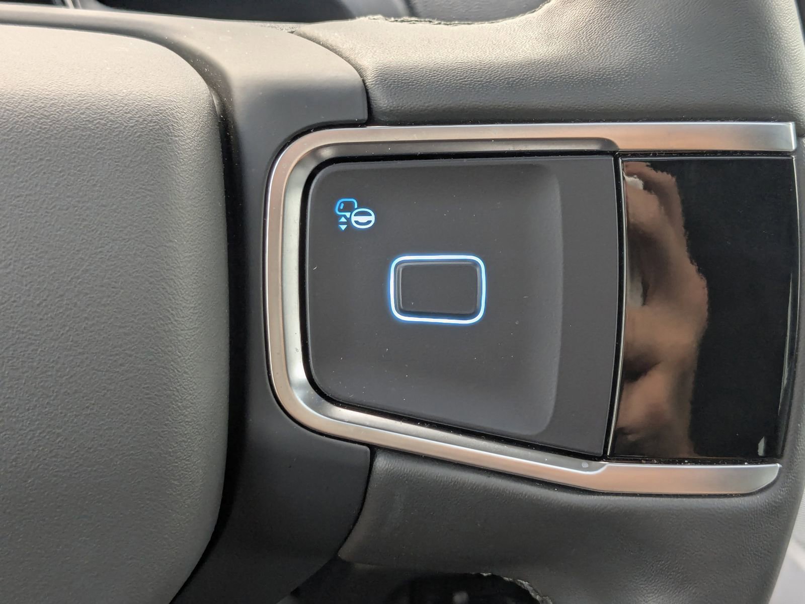 Certified 2025 Ford Expedition Max Active image 31