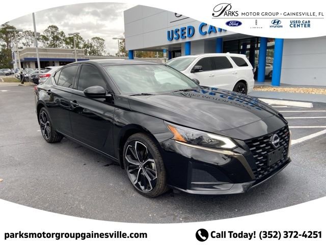 Used 2024 Nissan Altima 2.5 SR