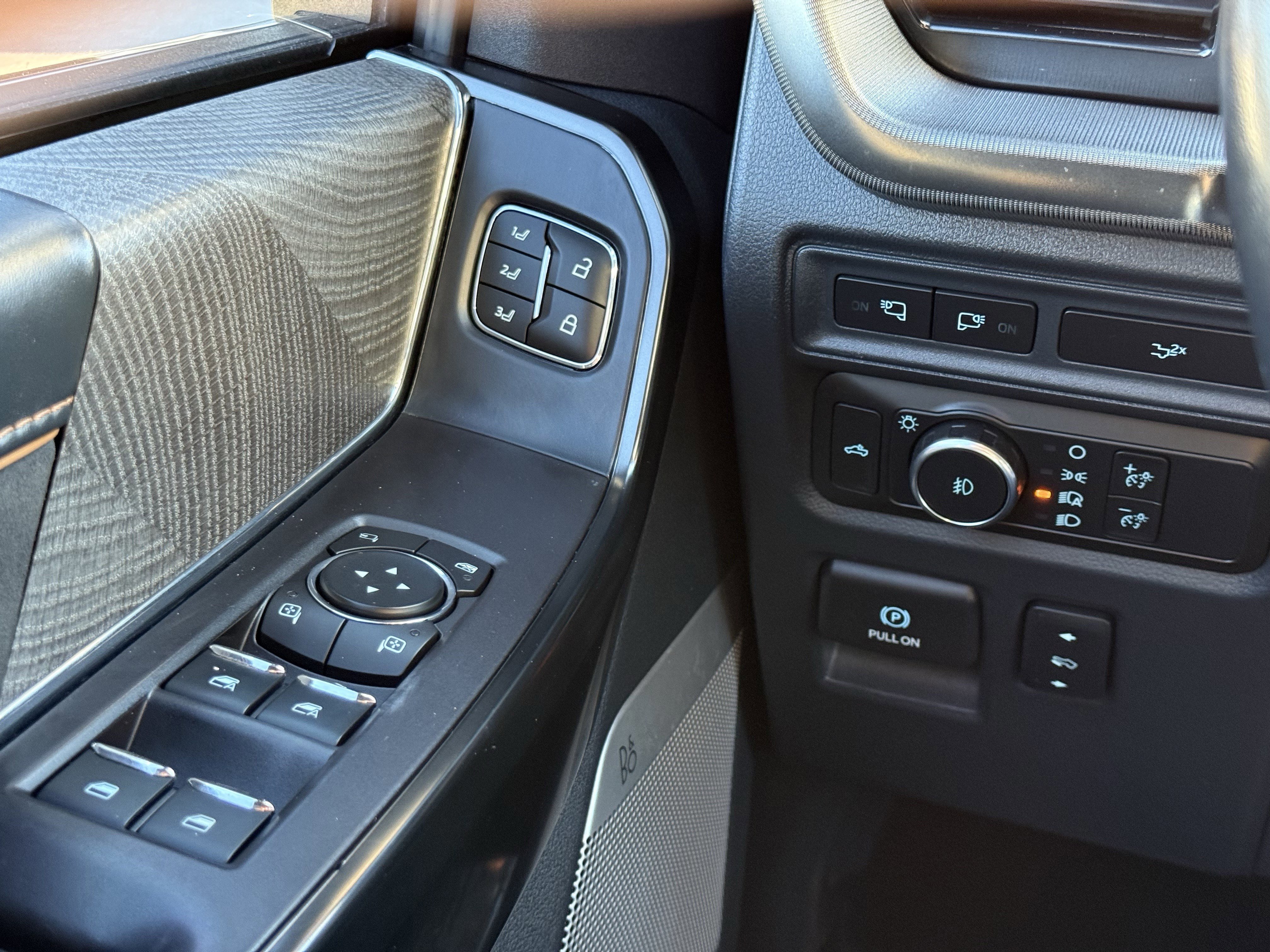 Certified 2022 Ford F150 Platinum w/ Trailer Tow Package image 23