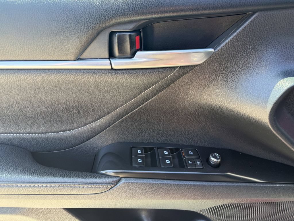 Used 2018 Toyota Camry XSE w/ Driver Assist Package FWD image 23