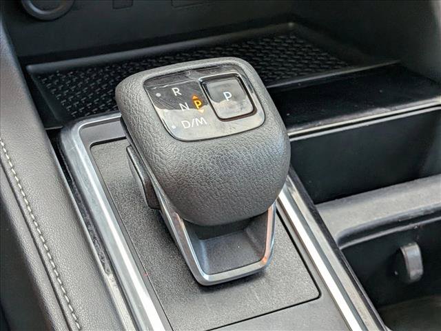 Used 2024 Nissan Pathfinder SL w/ SL Premium Package FWD image 12