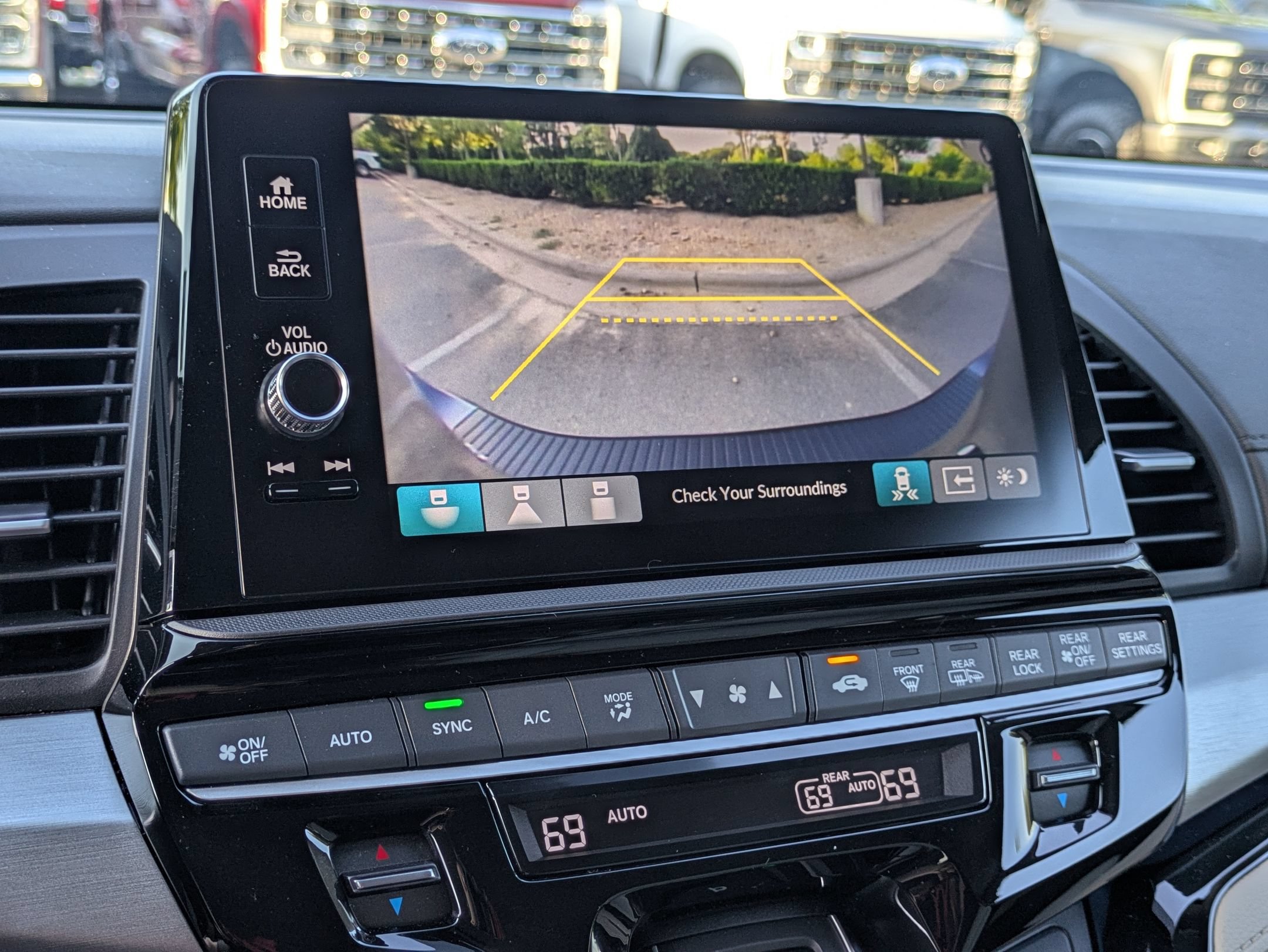 Used 2025 Honda Odyssey Touring image 22