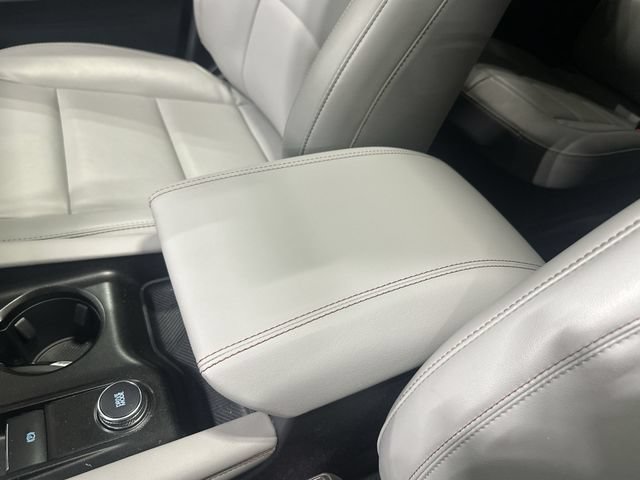 Certified 2025 Ford Explorer Active w/ Active Comfort Package AWD/4WD image 28