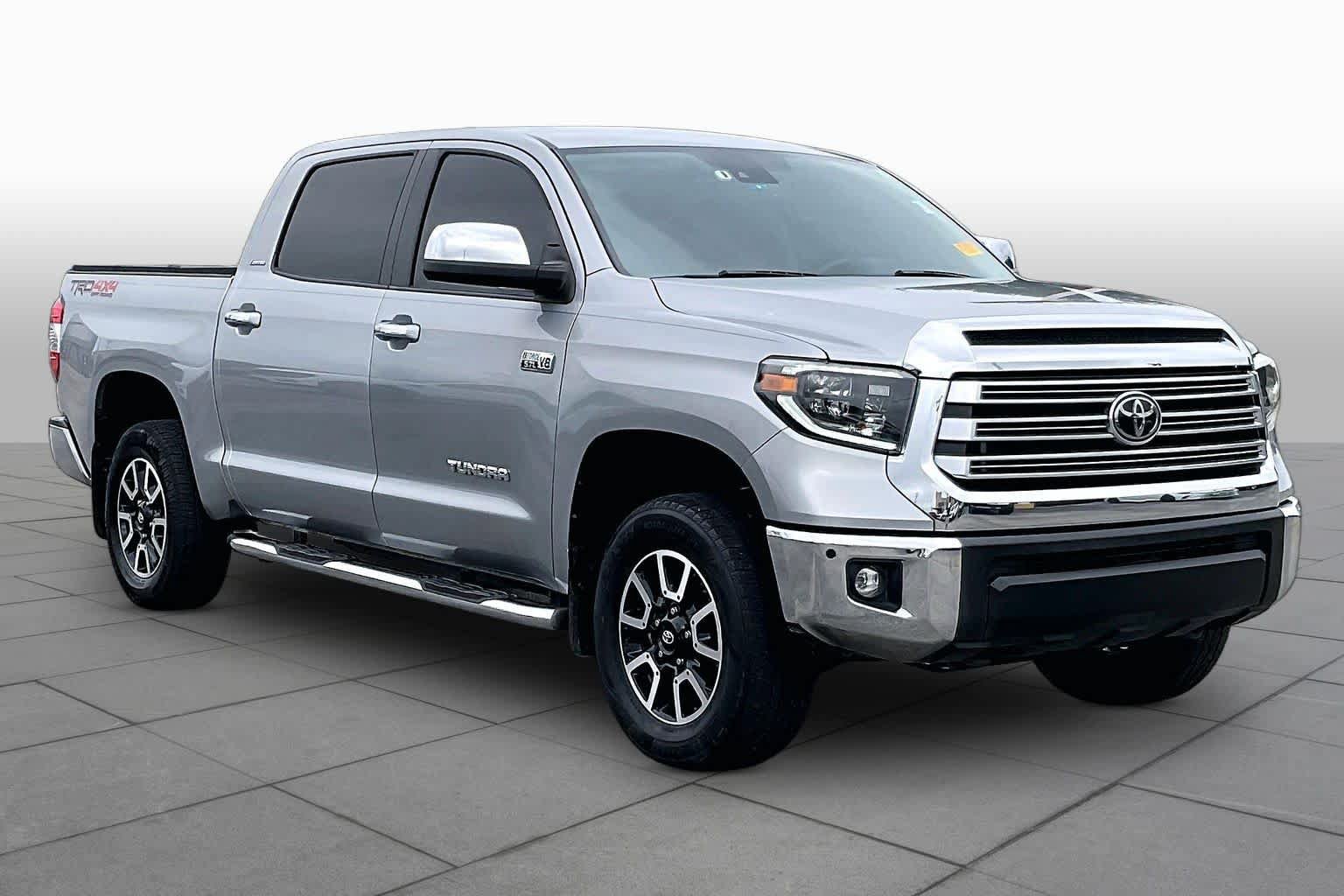 Used 2020 Toyota Tundra Limited w/ Limited Premium Package AWD/4WD image 3