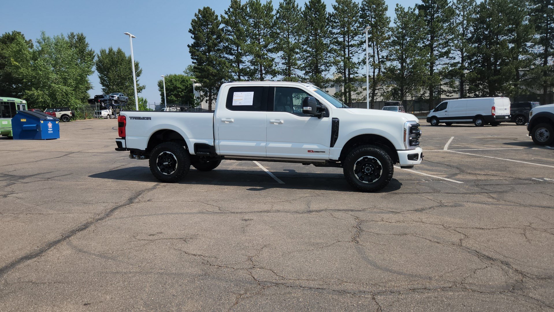 Certified 2025 Ford F250 Platinum w/ Tremor Off-Road Package AWD/4WD image 12