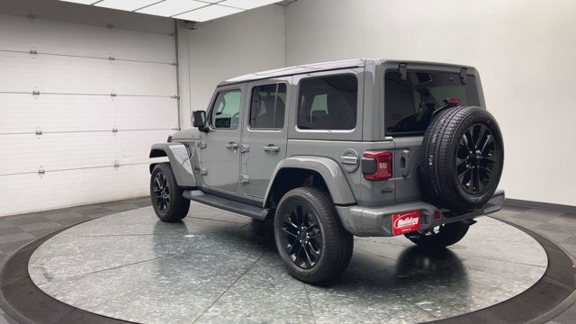 Used 2023 Jeep Wrangler Unlimited Sahara AWD/4WD image 36