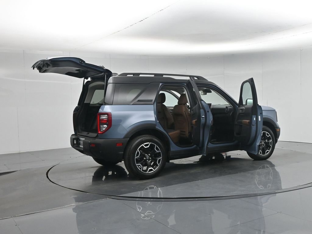 Certified 2025 Ford Bronco Sport Outer Banks w/ Outer Banks Tech Package+ image 35