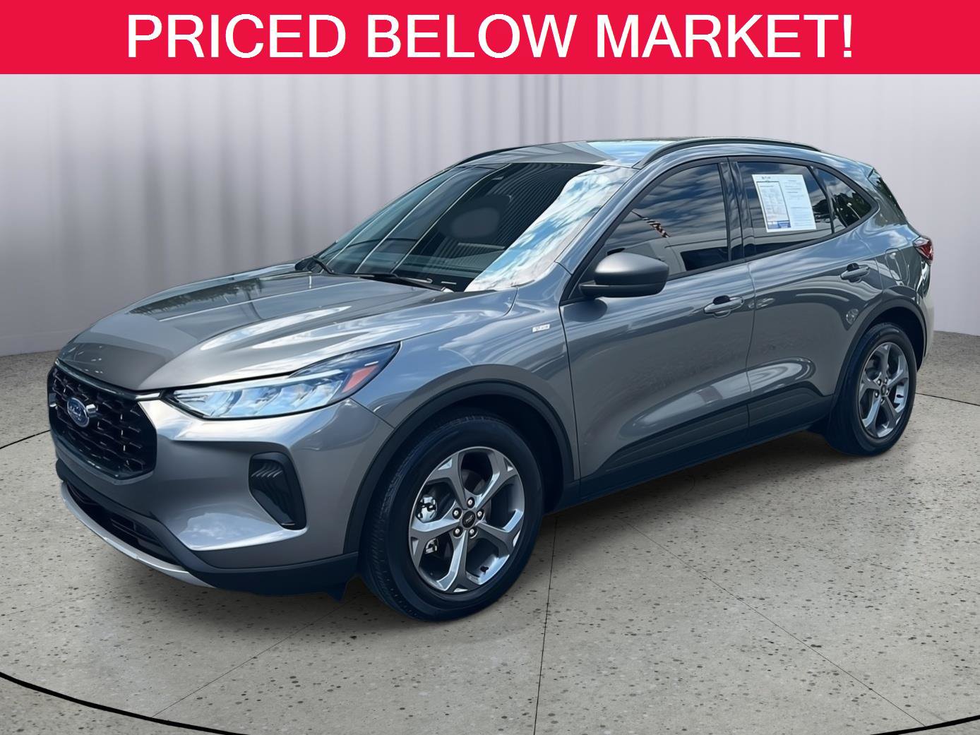Certified 2025 Ford Escape ST-Line w/ Tech Pack #1 FWD image 1