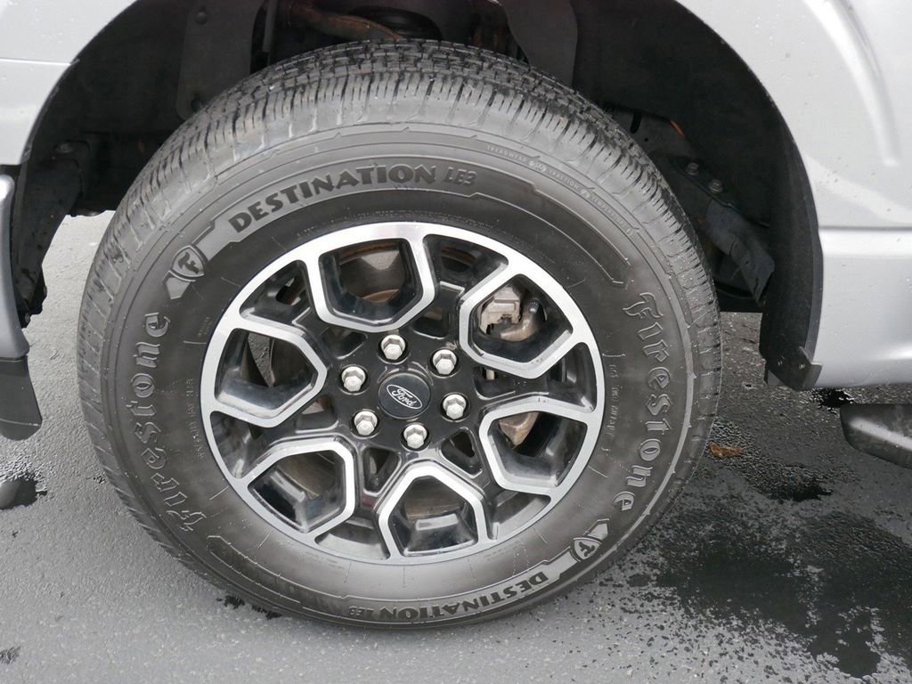 Certified 2022 Ford F150 XLT w/ Equipment Group 302A High image 6