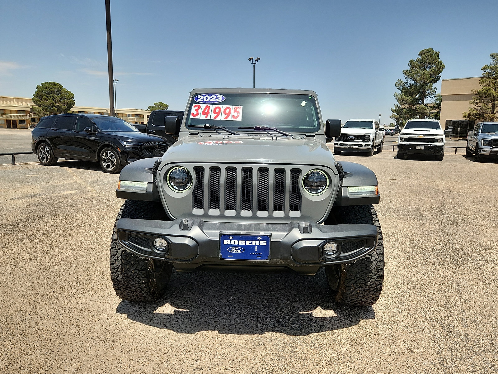Used 2023 Jeep Wrangler Unlimited Sport AWD/4WD image 2