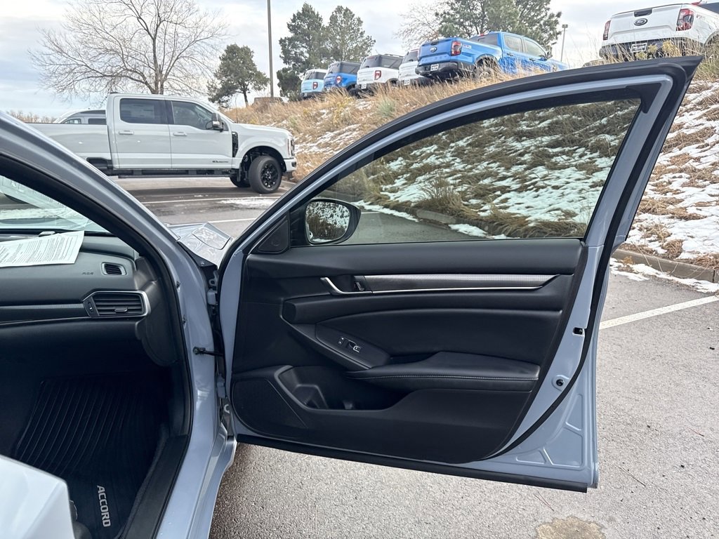 Used 2022 Honda Accord Sport image 28