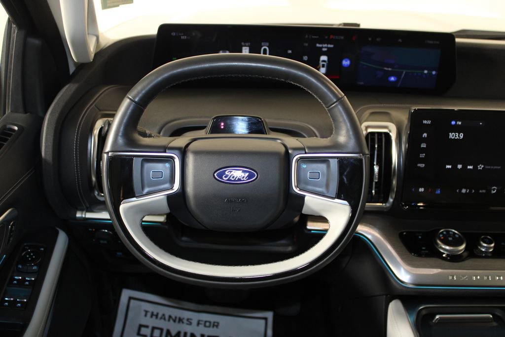 Certified 2025 Ford Expedition Platinum image 17