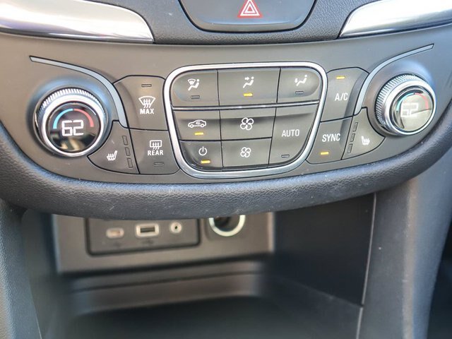 Used 2020 Chevrolet Equinox LT w/ Midnight Edition AWD/4WD image 24