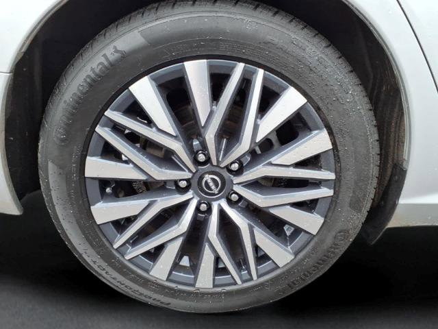 Used 2023 Nissan Altima 2.5 SV FWD image 14